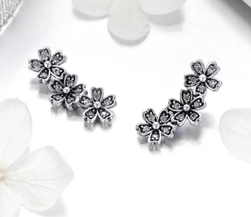 LILY FLOWERS EARRINGS