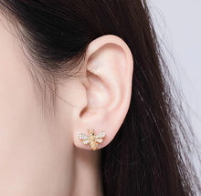 Load image into Gallery viewer, BEE STUDS
