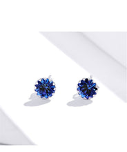 Load image into Gallery viewer, MINI CRYSTALS STUDS
