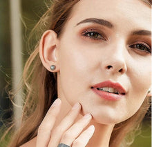 Load image into Gallery viewer, LEYEND OF THE SEAS
