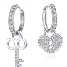 Load image into Gallery viewer, LOVE LOCK
