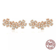 Load image into Gallery viewer, LILY FLOWERS EARRINGS
